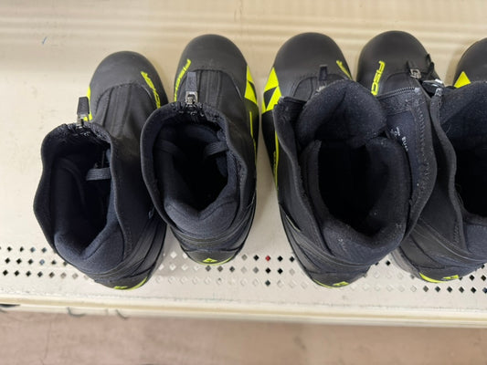 Fischer RC3 Classic Ski Boots - Used Demo