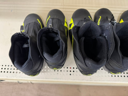 Fischer RC3 Classic Ski Boots - Used Demo