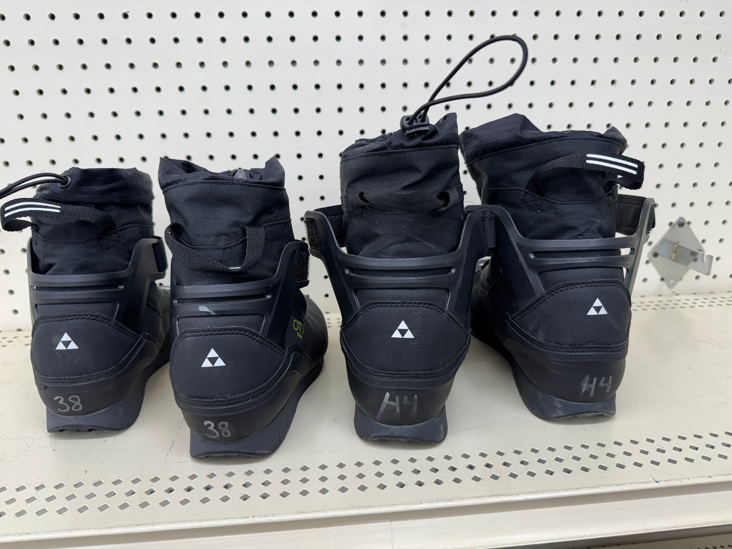 Fischer OTX Trail Cross Country Ski Boots - Used Demo